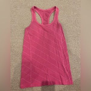 Textured lulu tank top